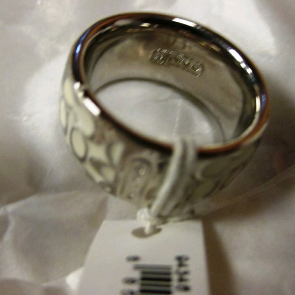 Coach ring - Picture 2 of 5